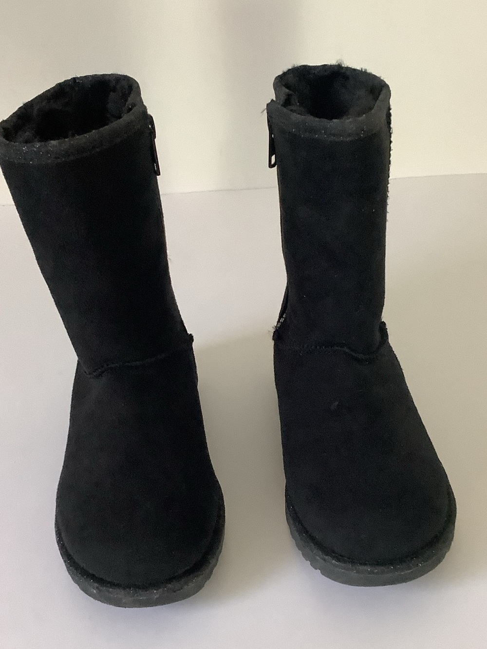 Jumping Beans Black Cozy Zip-Up Winter Boots for Toddlers